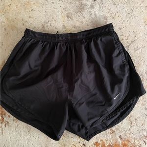 Nike DriFit shorts Black size Small